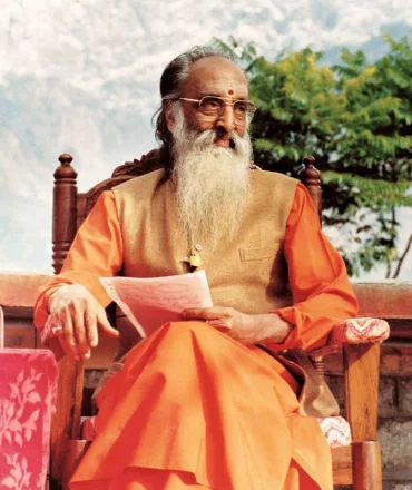 Swami Chinmayananda